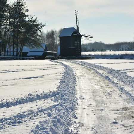 Dworek Pod Wiecha Kaweczyn  Kültér fotó