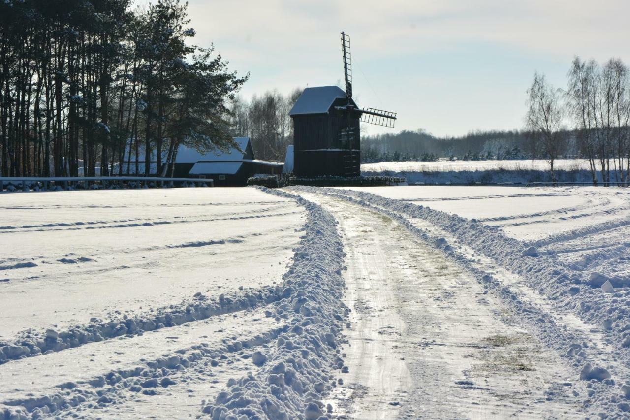 Dworek Pod Wiecha Kaweczyn  Kültér fotó