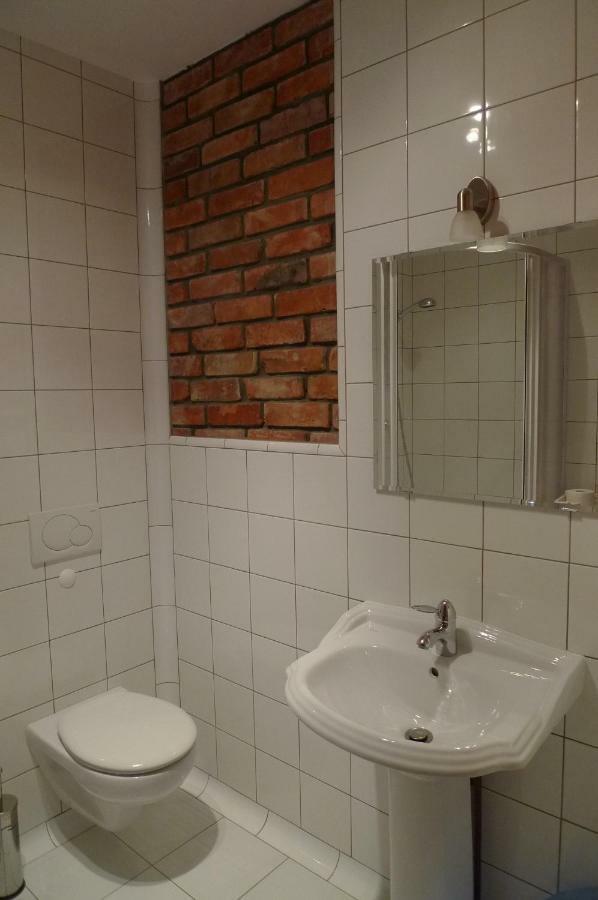 Dworek Pod Wiecha Kaweczyn  Kültér fotó